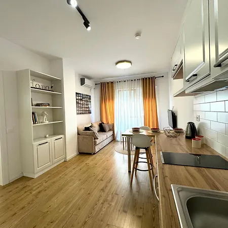Apartamento In The Heart Of Old Bazaar, - Hana Tirana