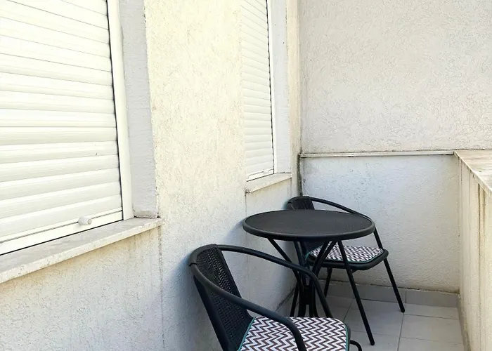 Appartement In The Heart Of Old Bazaar, - Hana *